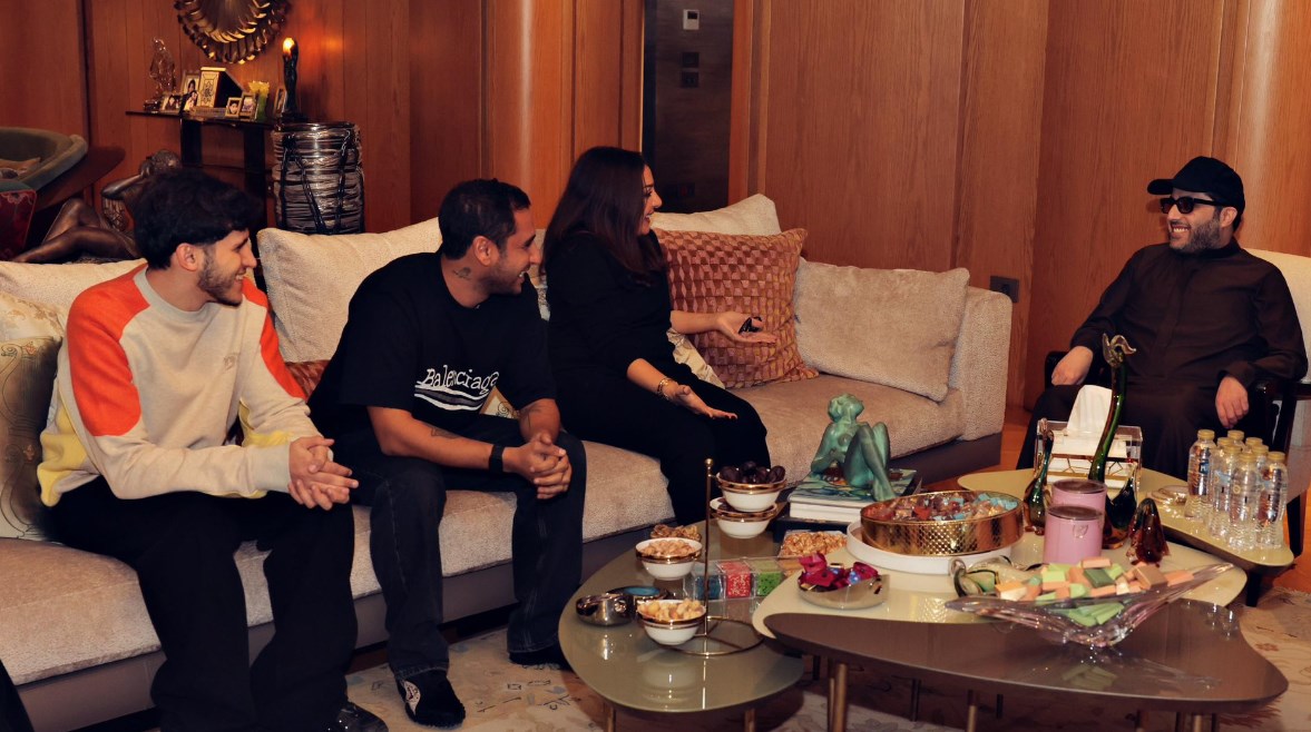 تركي آل شيخ في منزل أنغام