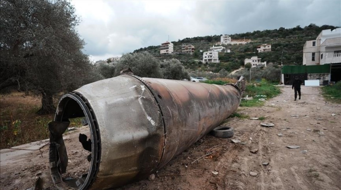 بقايا صاروخ إيراني