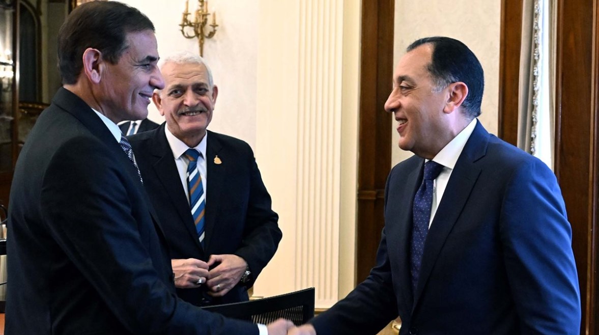 رئيس الوزراء ورئيس الهيئة البرلمانية لحزب الوفد