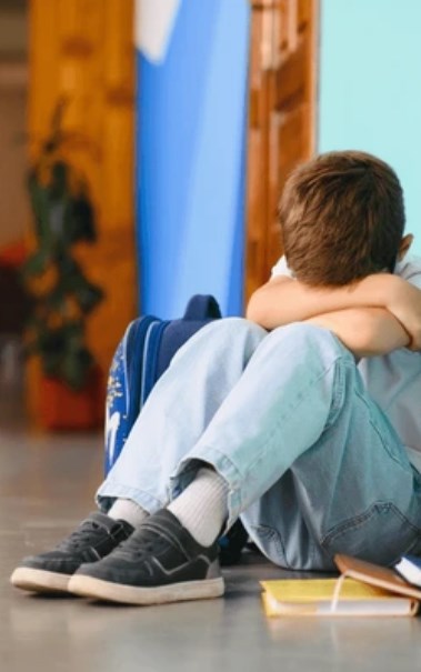 انهيار طالب نفسيًا- تعبيرية