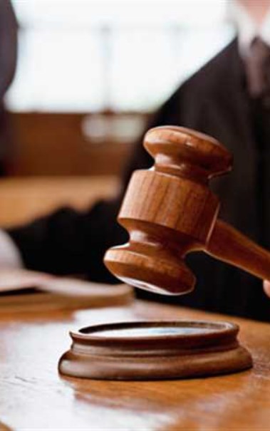 قائمة الخدمات الحكومية التي ستتوقف عن الممتنعين عن النفقة