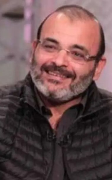 الشاعر والسيناريست أيمن بهجت قمر