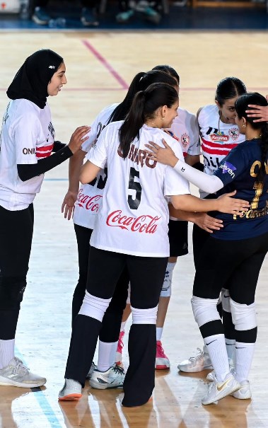 سيدات طائرة الأهلي