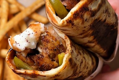 الشاورما على طريقة المحلات