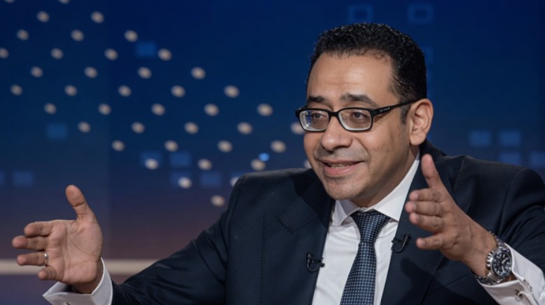 الدكتور عمرو حسن