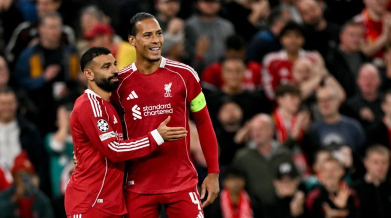 صلاح وفان دايك 