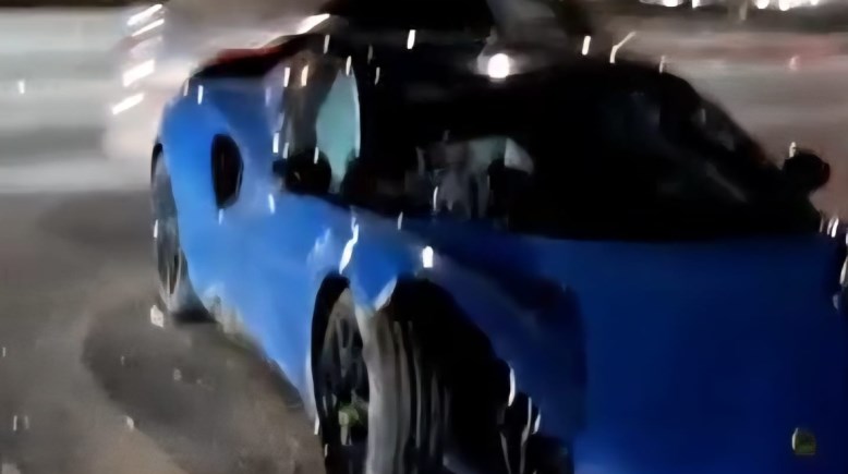 السيارة المتضررة من الحادث