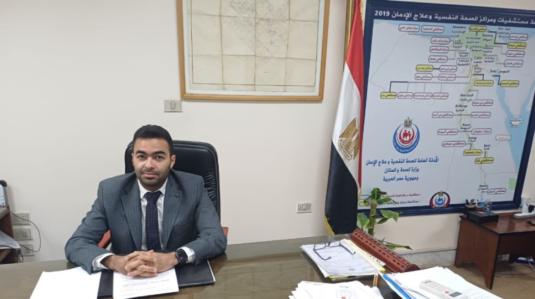  الدكتور أيمن عباس