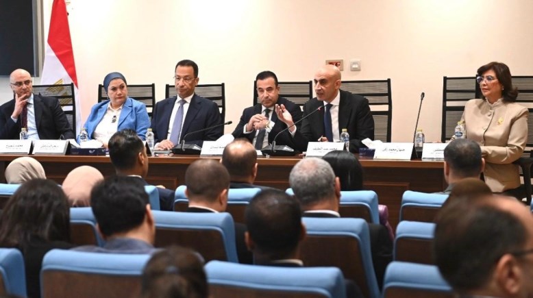 وزير التربية والتعليم خلال جلسة البرلمان