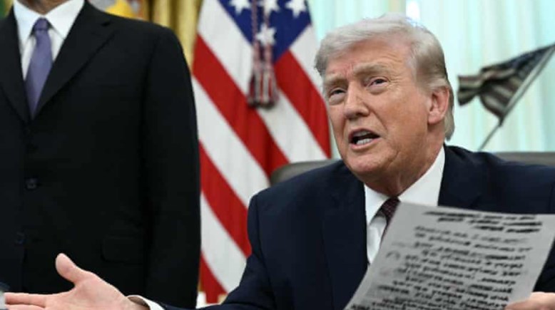 دونالد ترامب 