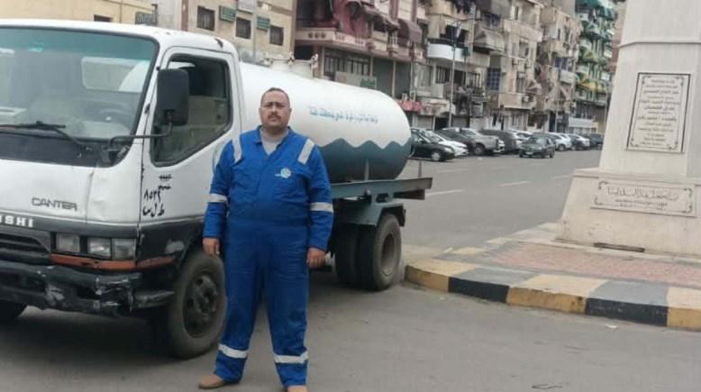 استعدادات مكثفة لمواجهة الأمطار.. محافظ بورسعيد يعلن رفع درجة الطوارئ بجميع الأحياء