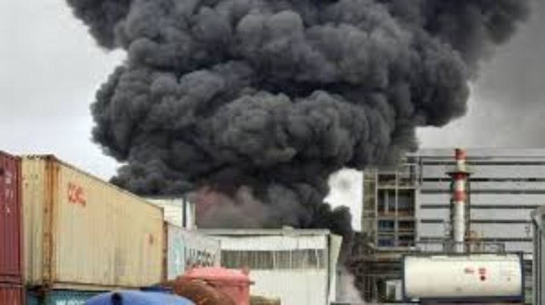 إنفجارات انفجارات تضرب طهران وغارات مكثفة تقلّص قدراتها العسكرية