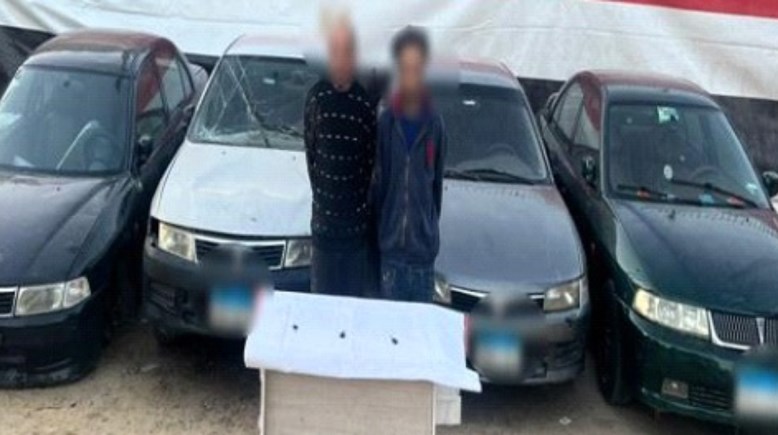 المتهمين والمضبوطات 