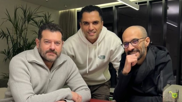 الفنان سامي الشيخ والفنان عمرو يوسف