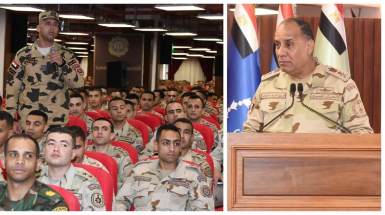 وزير الدفاع الفريق أشرف سالم زاهر