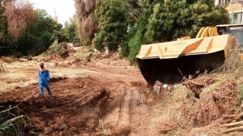 محافظ اسوان … البداء فى تنفيذ مشروع  محطة رفع الصرف الصحى بأرض المشتل 