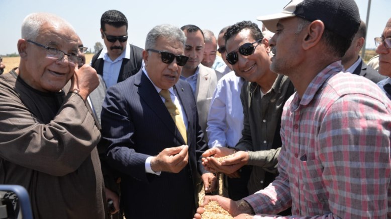 جانب من افتتاح موسم القمح