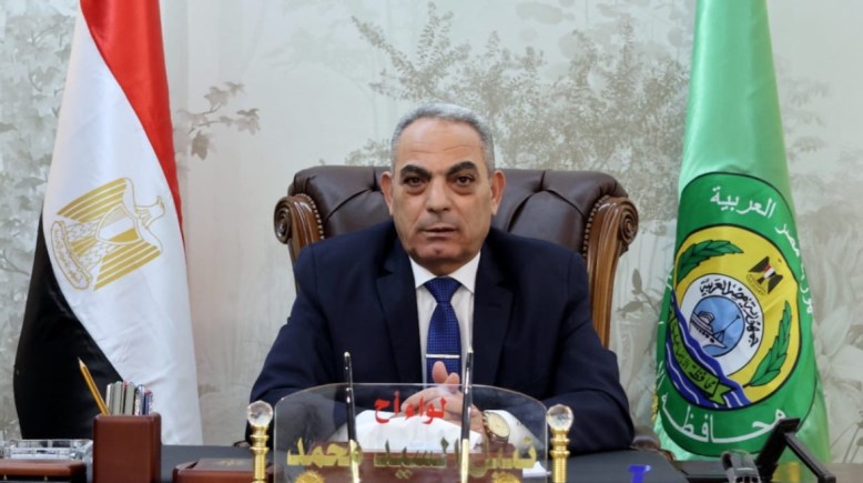 محافظ الإسماعيلية يهنئ أبطال المحافظة بعد فوزهم بالميداليات الذهبية والفضية ببطولة أفريقيا للمصارعة