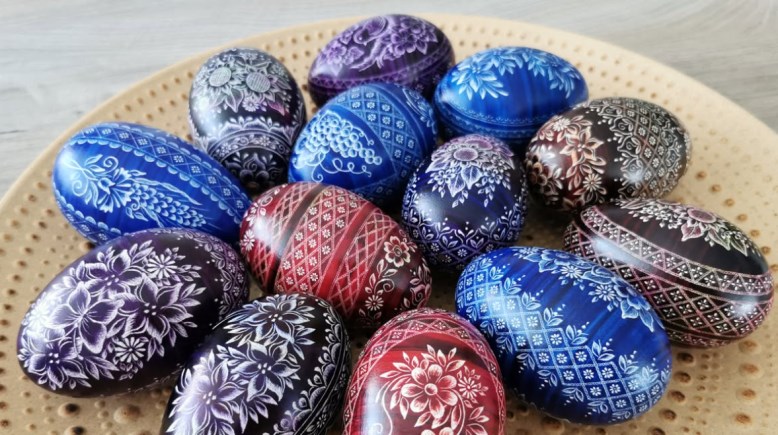 فن تليون البيض- الدراسنكي