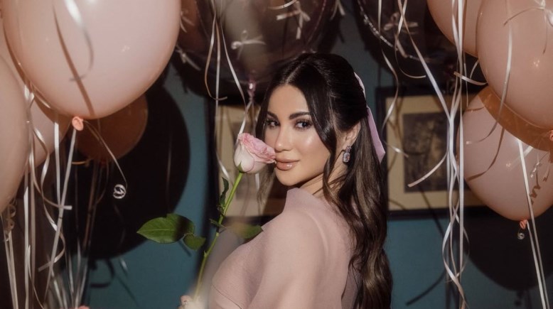 الفنانة  هدى الإتربي 