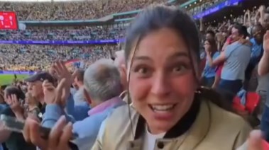 مشجعة مانشستر سيتي