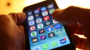 المتهم  كان يعاني إدمان ألعاب المراهنات وتعرض لخسائر مالية كبيرة