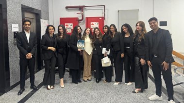 طلاب الفرقة الرابعة بقسم الإذاعة والتلفزيون بكلية الإعلام