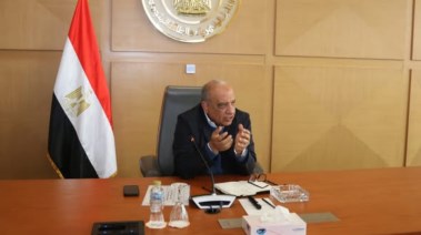 الدكتور محمود عصمت وزير الكهرباء