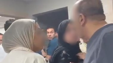 مشادة داخل مستشفى بين طبيب وأسرة مريض بأكتوبر 