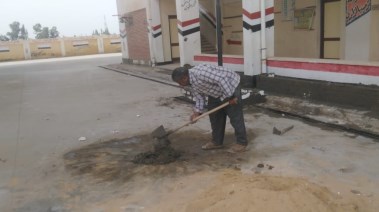 مدرس بالبحيرة