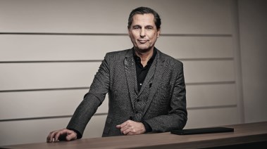  الرئيس التنفيذي لشركة سكودا  كلاوس زيلمر 