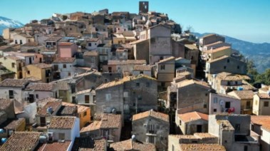 منازل إيطاليا بيورو