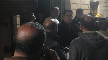 إنقاذ مصاب والبحث عن مفقود أسفل عقار الجمالية المنهار