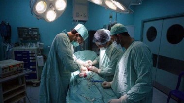 أطباء - أرشيفية