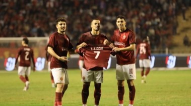 احتفال لاعبي سيراميكا 