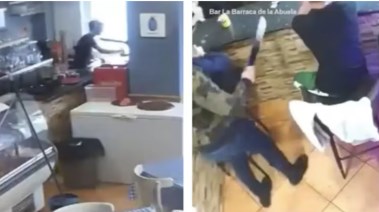 اللص أثناء رفع السكين