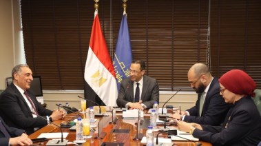 جانب من اجتماع وزير الاتصالات