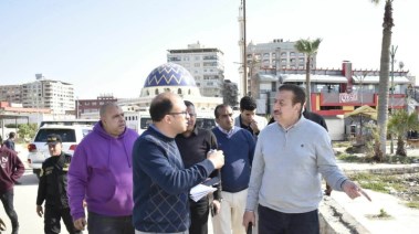 توافد المواطنين وبدء أعياد الربيع مبكرًا.. محافظ بورسعيد يتفقد الشاطئ والكورنيش وحديقة الشاطئ