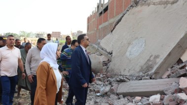 محافظ القليوبية في موقع انهيار منزل كفر الحمام 