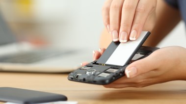 بطاريات قابلة للإستبدال