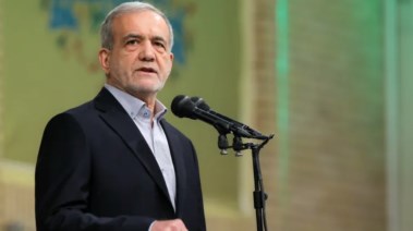 الرئيس الإيراني مسعود بيزشكيان عن مضيق هرمز الحصار عليه محكوم عليه بالفشل