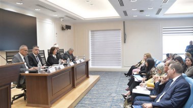  خلال جلسة الاستماع التي عقدتها اللجنة