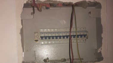 جانب من تليفيات الشقة