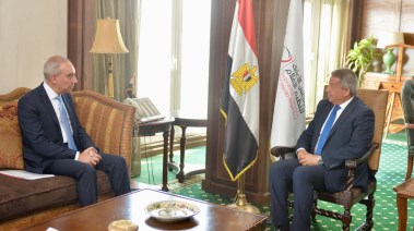 المهندس خالد عبد العزيز والسفير علاء يوسف