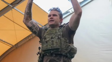 وزير الدفاع الأمريكي بيت هيجسيت