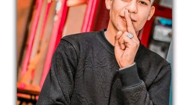 الشاب المتوفى 