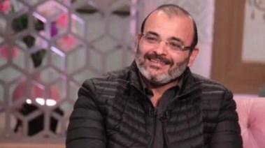 الشاعر والسيناريست أيمن بهجت قمر