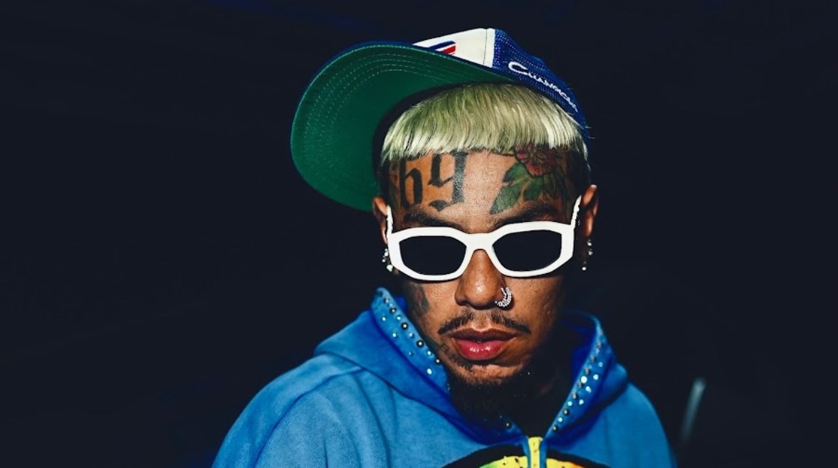 مغني الراب سيكس ناين