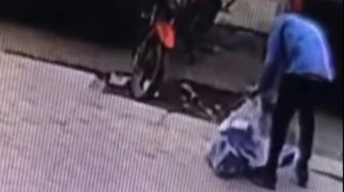 جانب من الفيديو 