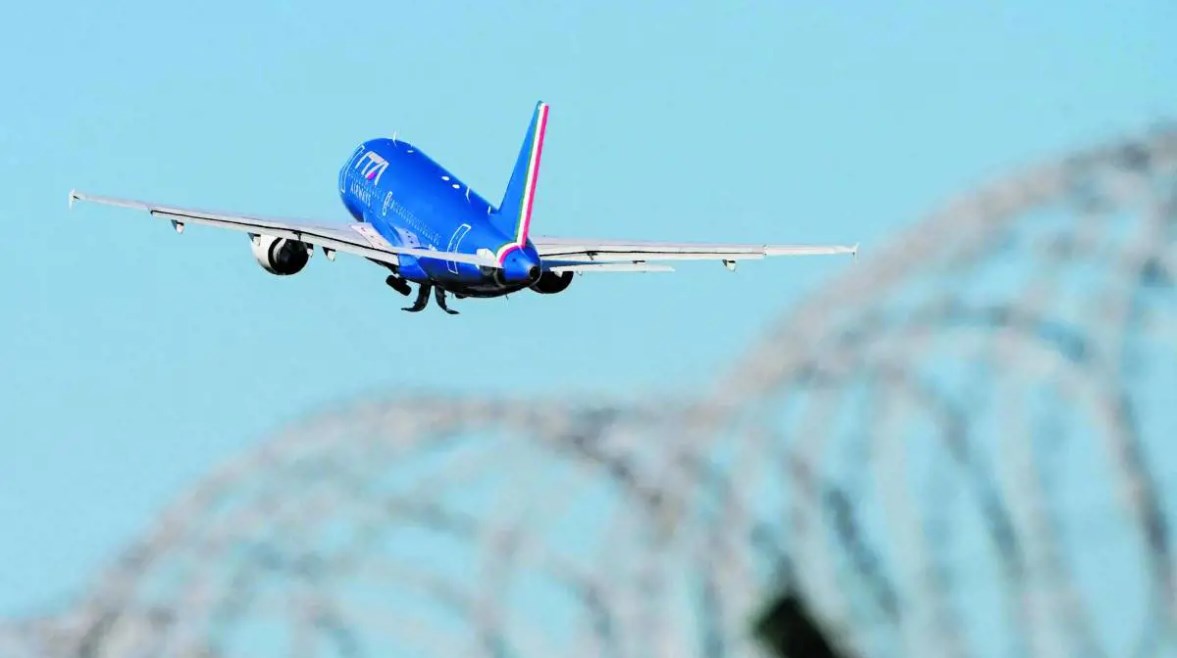 طائرة ركاب مدنية- صورة أرشيفية